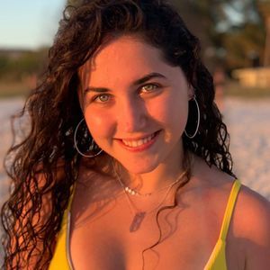 Meet your Posher, Ella